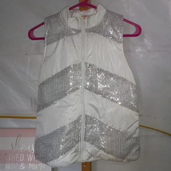 FADED GLORY WHITE SEQUENCED PUFFER VEST - Picture 1 of 4